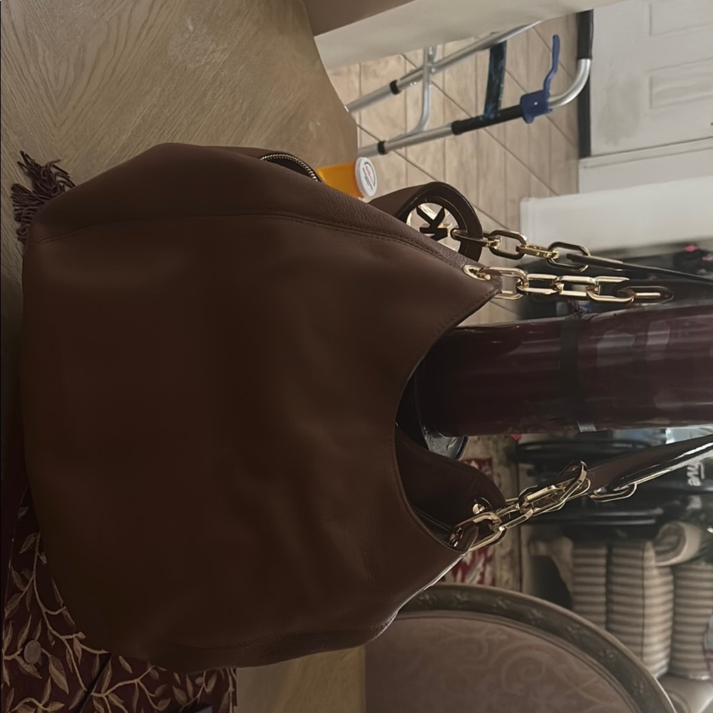 Elegant Brown Leather Handbag